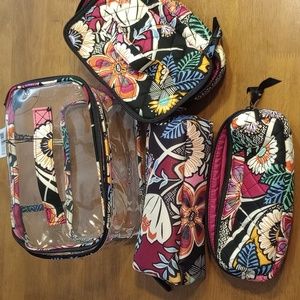 Vera Bradley new with tags 4-Piece cosmetic organizers travel bags